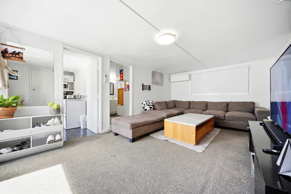 Photos of 536 Glenfield Road