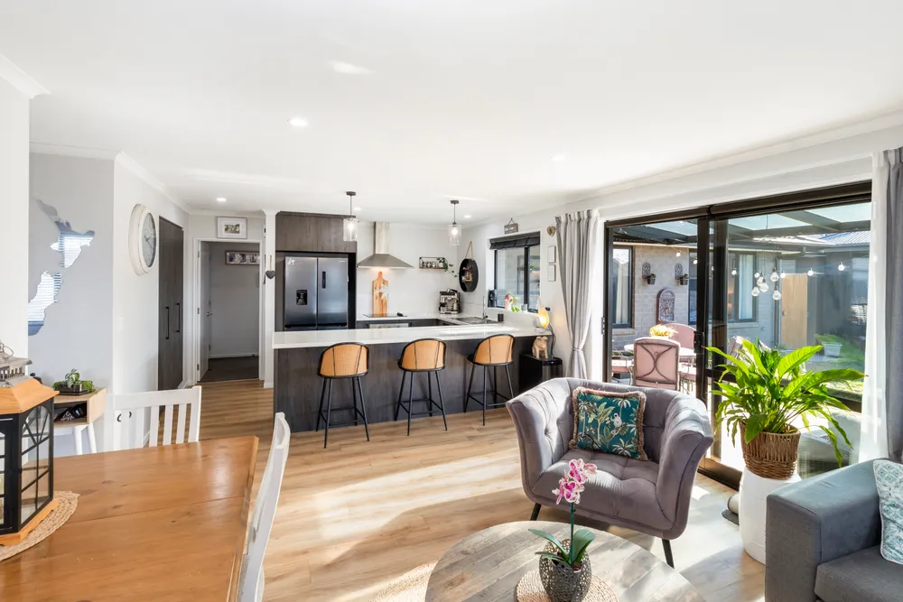 Photos of 165 Georgina Street