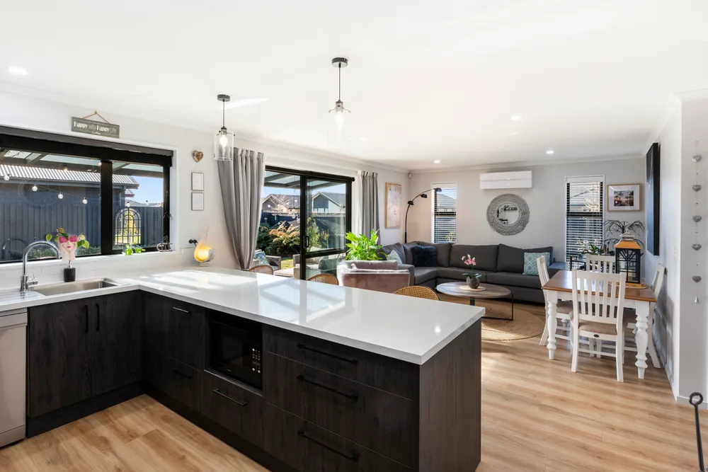 Photos of 165 Georgina Street