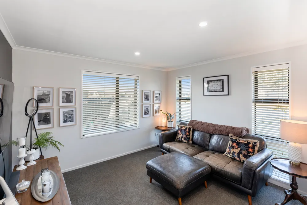 Photos of 165 Georgina Street