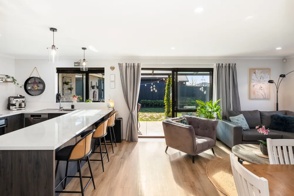 Photos of 165 Georgina Street
