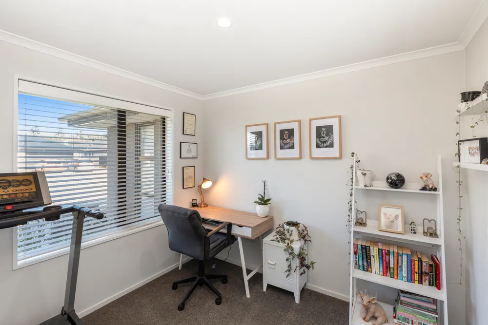 Photos of 165 Georgina Street