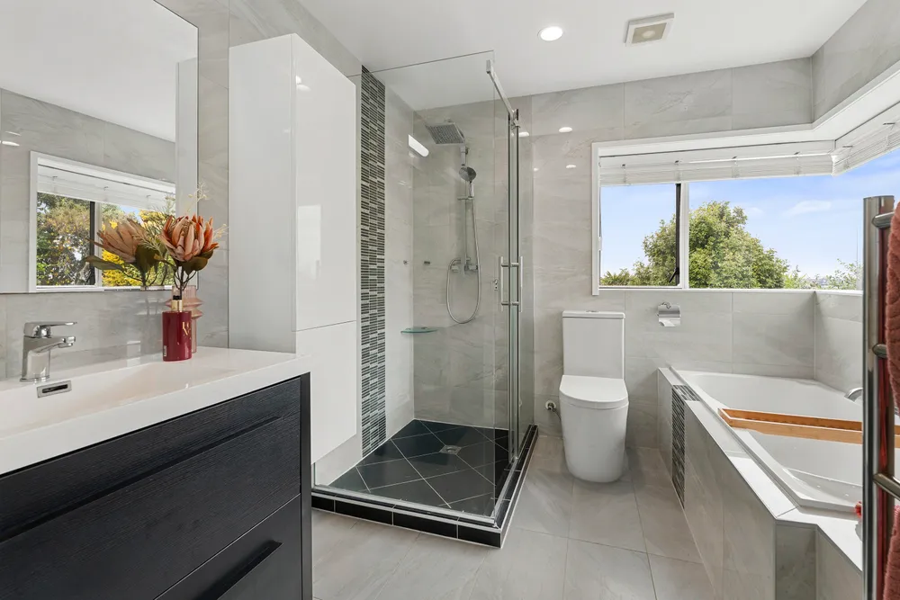 Photos of 7 Manu Place