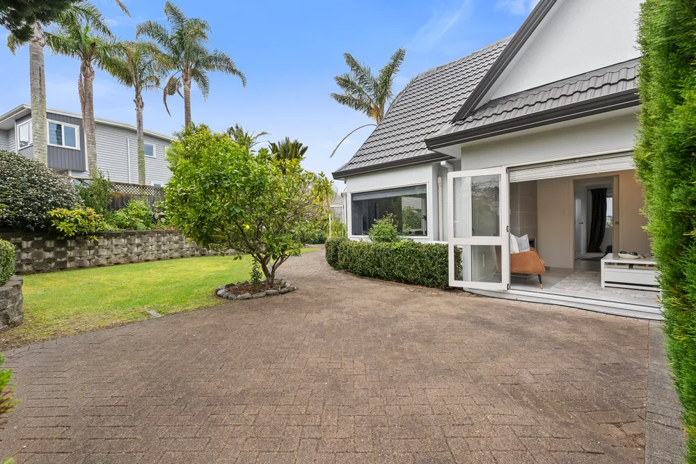 Photos of 7 Manu Place