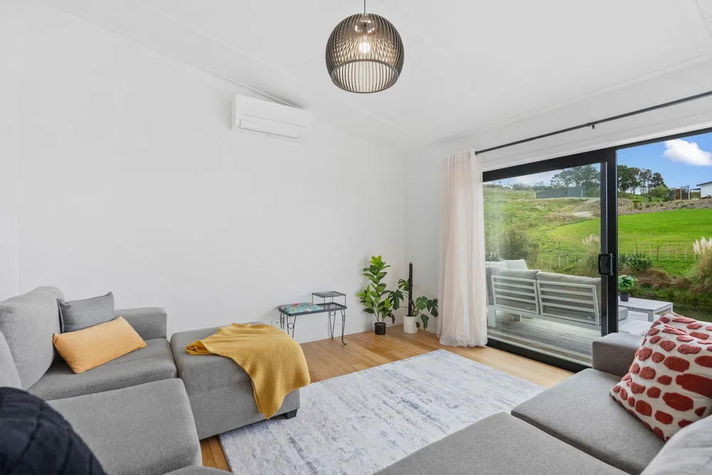 Photos of 611 Baldrock Road