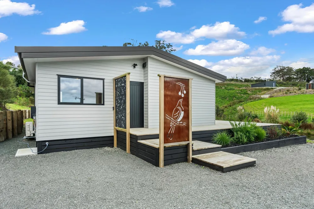 Photos of 611 Baldrock Road