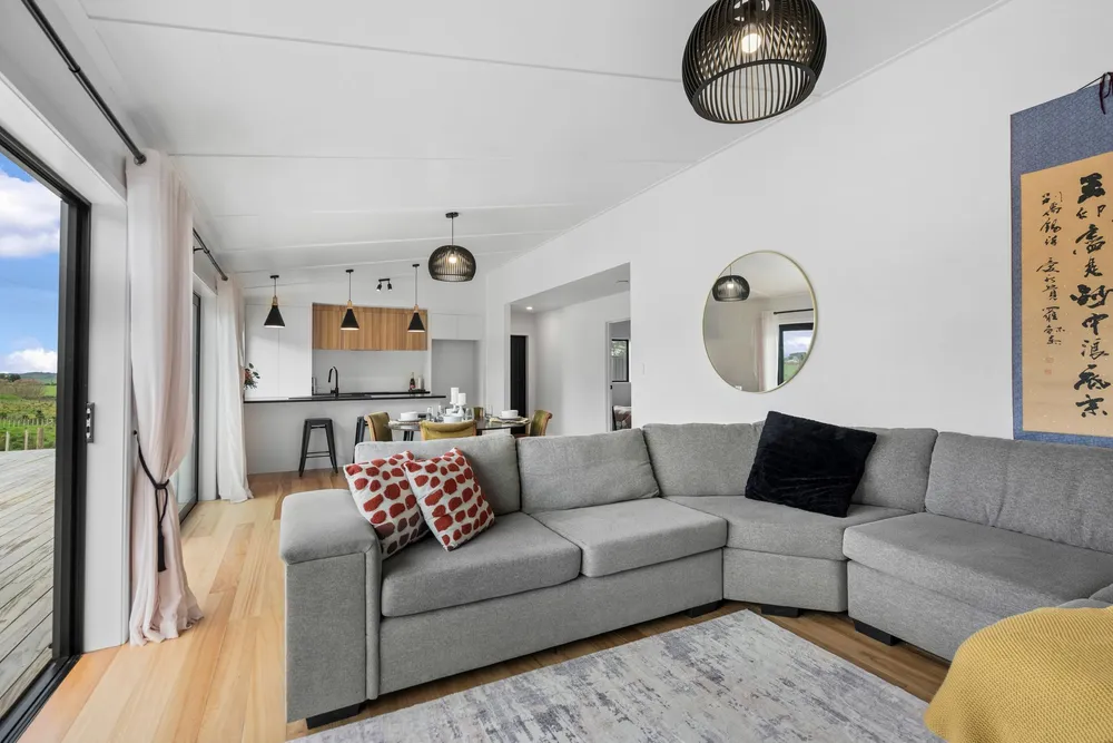 Photos of 611 Baldrock Road