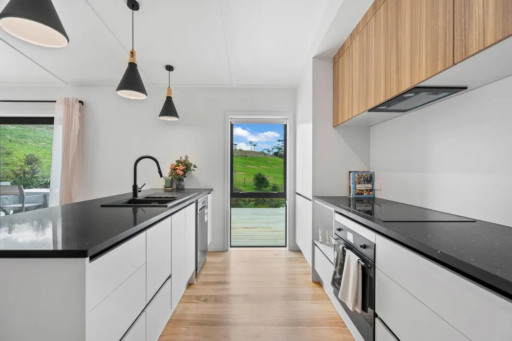 Photos of 611 Baldrock Road