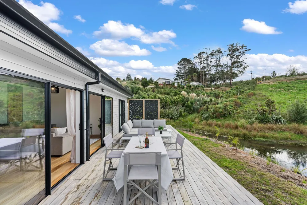 Photos of 611 Baldrock Road