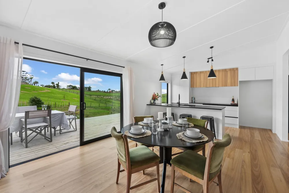 Photos of 611 Baldrock Road