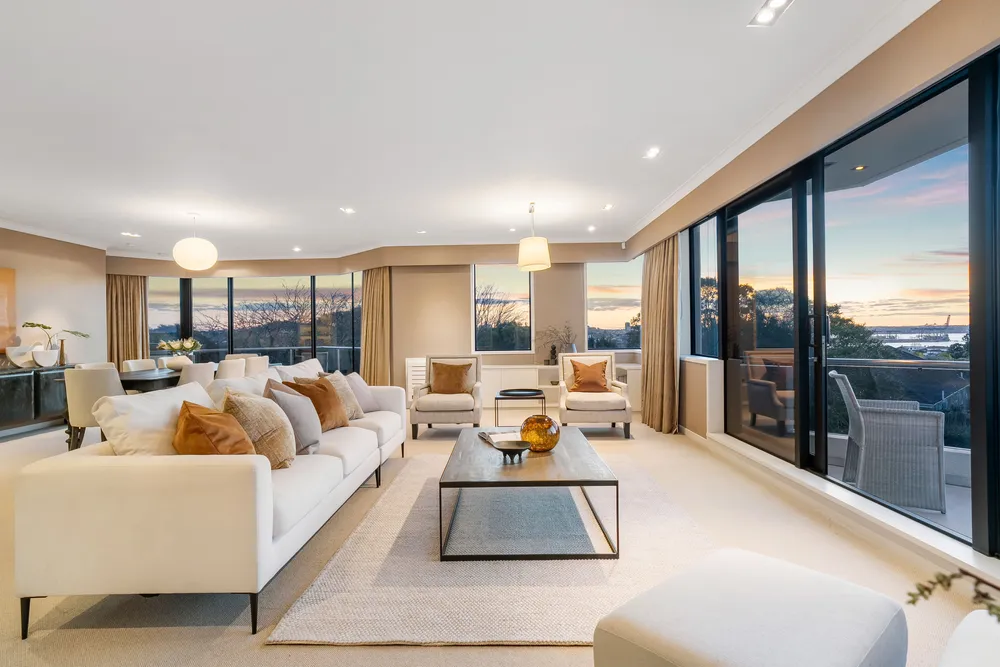 Photos of 3/10 Sudeley Street