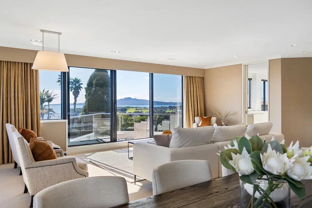Photos of 3/10 Sudeley Street