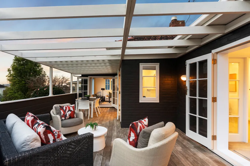 Photos of 148 Coates Avenue