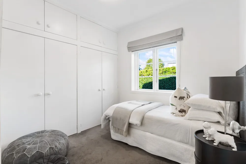 Photos of 148 Coates Avenue
