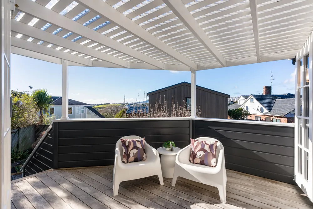 Photos of 148 Coates Avenue