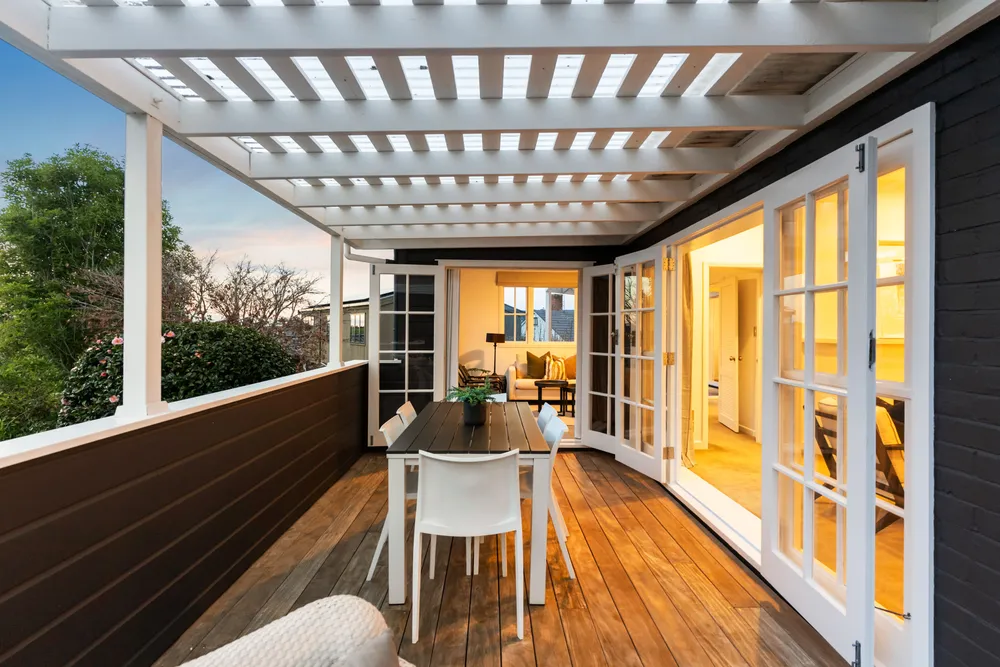 Photos of 148 Coates Avenue