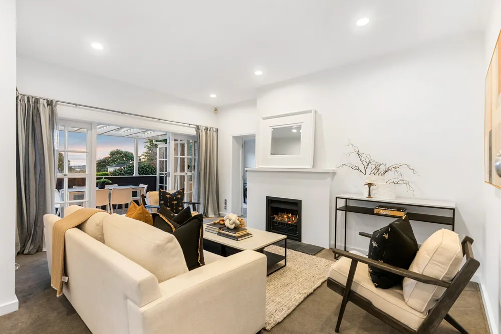 Photos of 148 Coates Avenue
