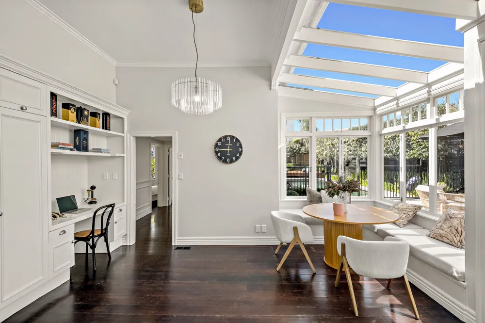 Photos of 8 Green Lane East