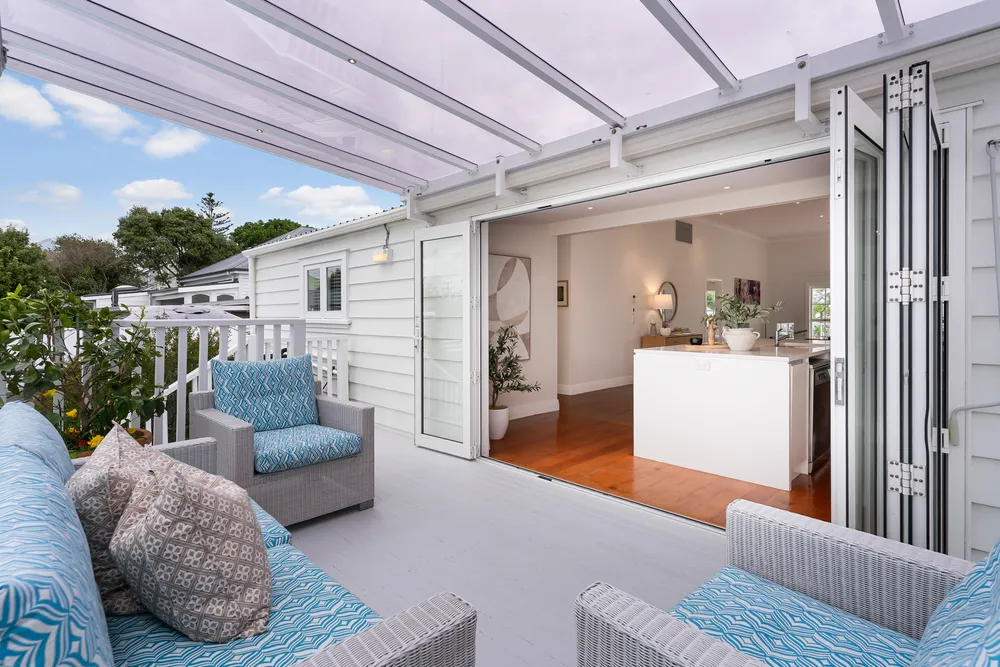 Photos of 8 Kiwi Road