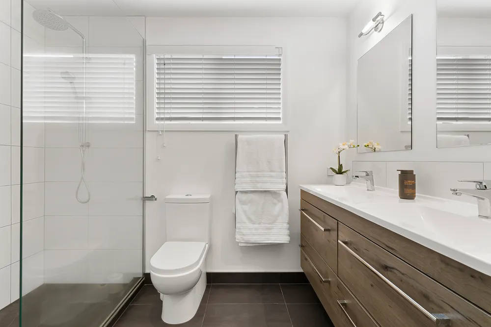 Photos of 8 Kiwi Road