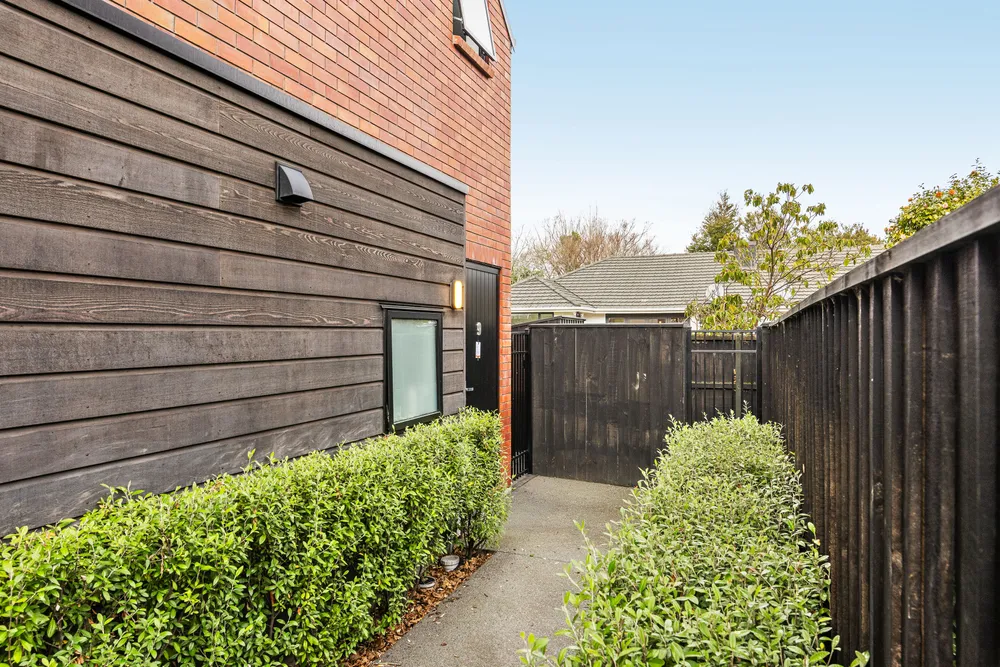 Photos of 9/66 Innes Road