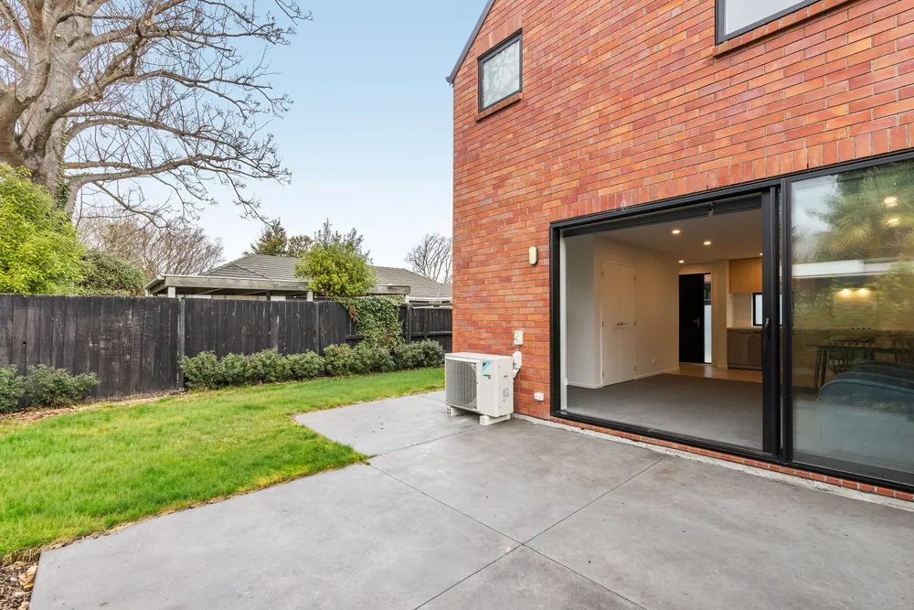 Photos of 9/66 Innes Road