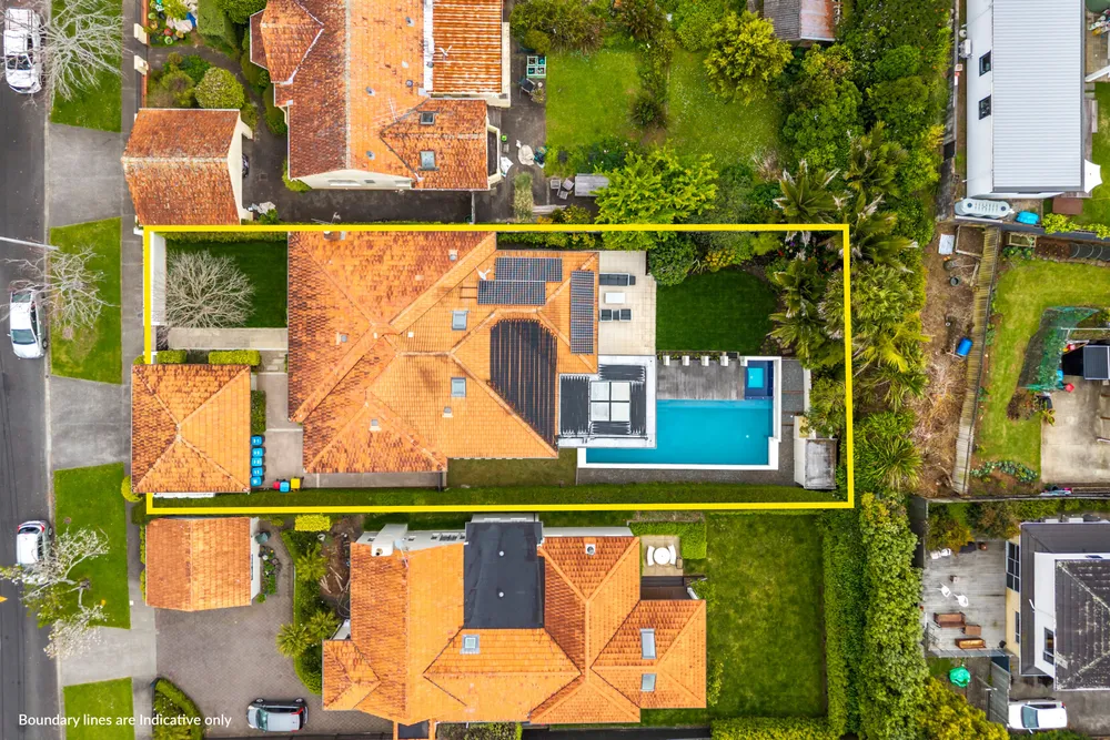 Photos of 13 Gorrie Avenue