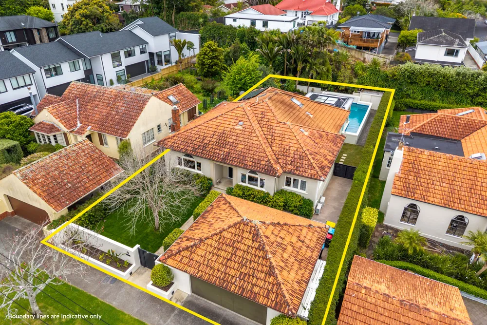 Photos of 13 Gorrie Avenue