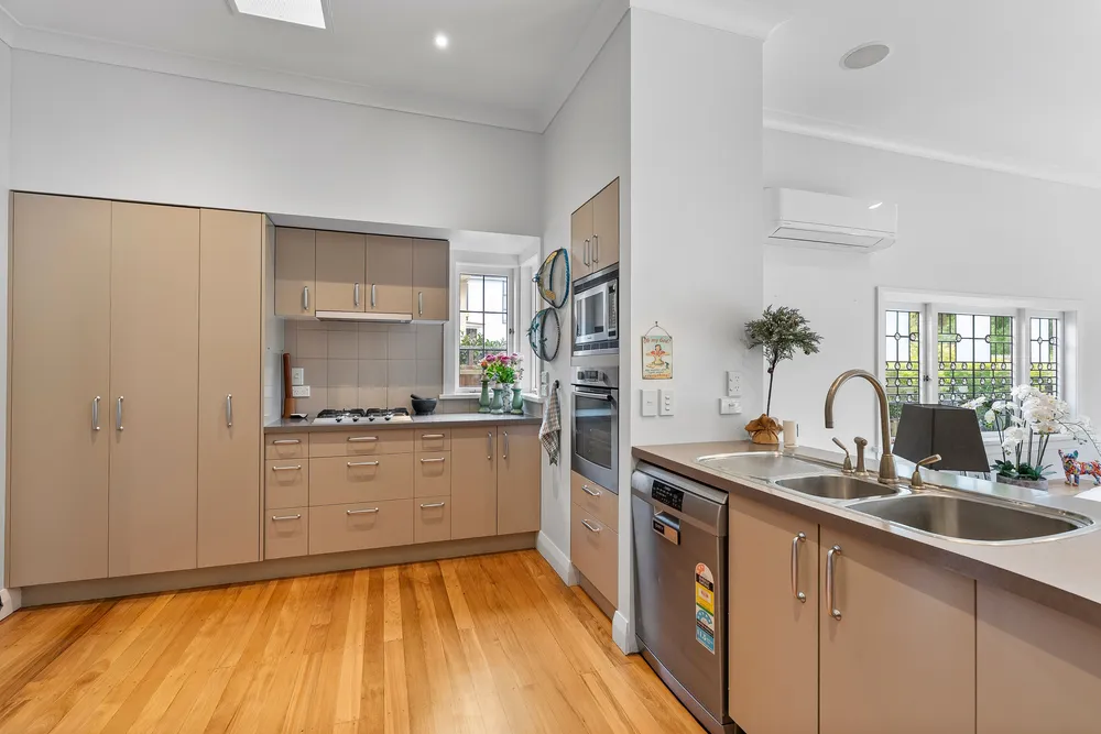 Photos of 13 Gorrie Avenue