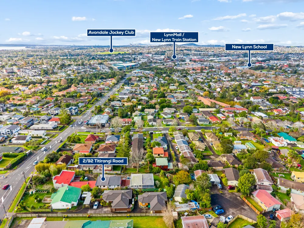 Photos of 2/92 Titirangi Road