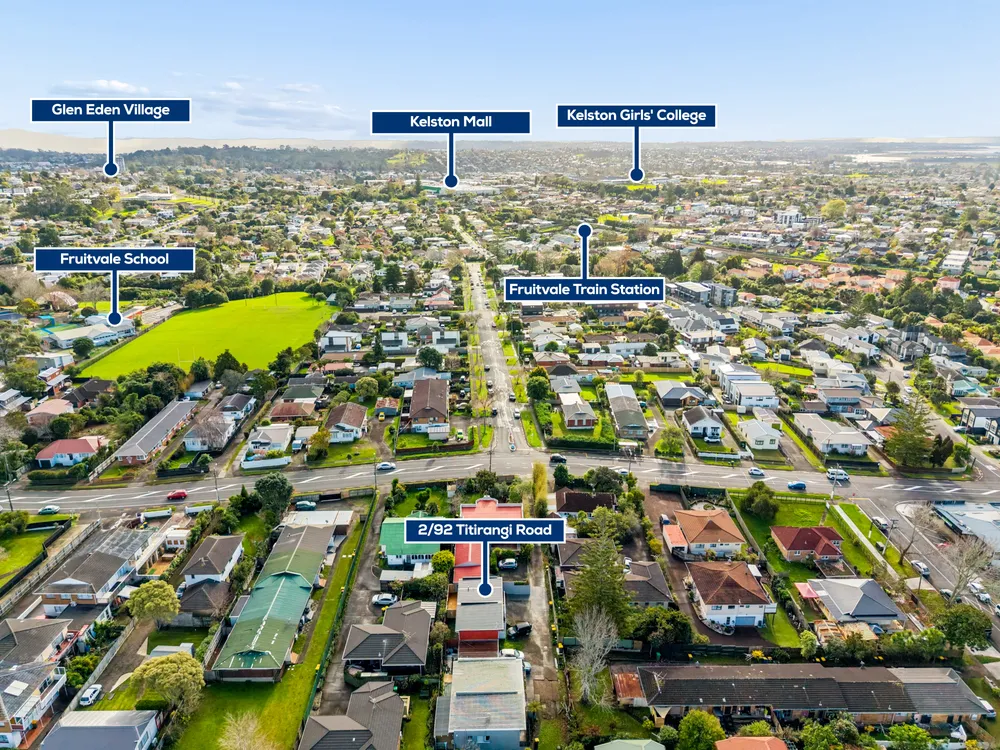 Photos of 2/92 Titirangi Road