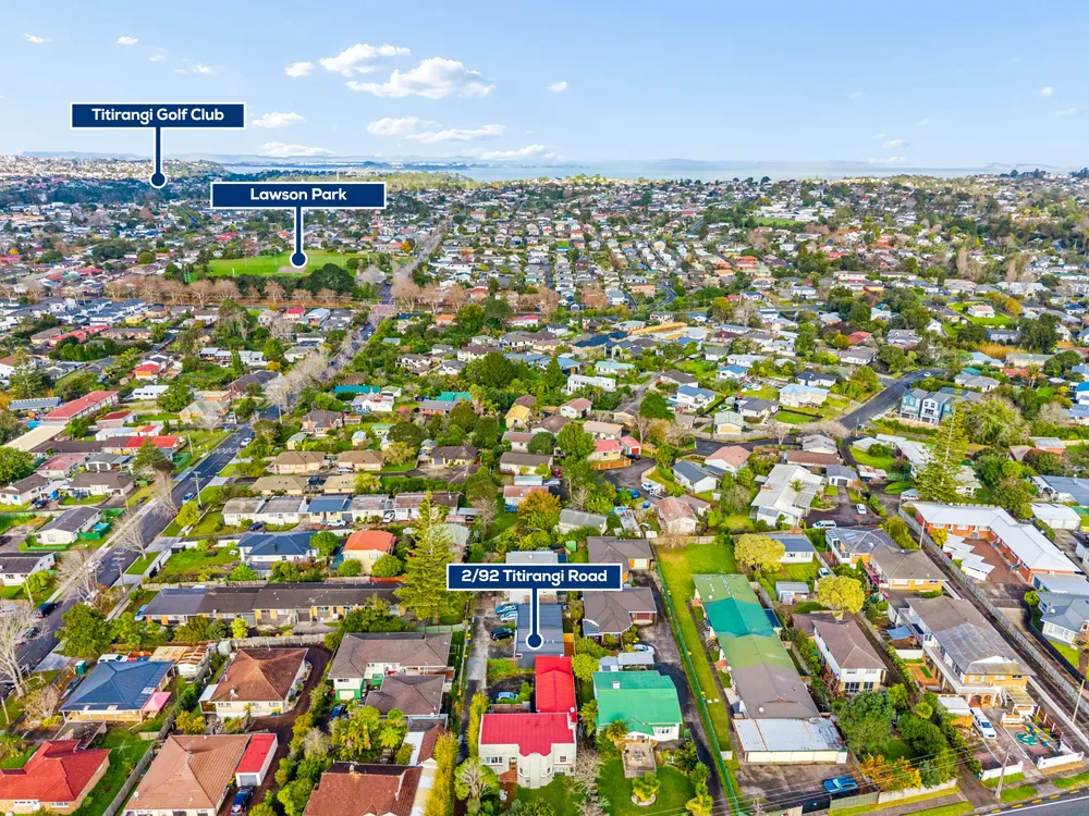 Photos of 2/92 Titirangi Road