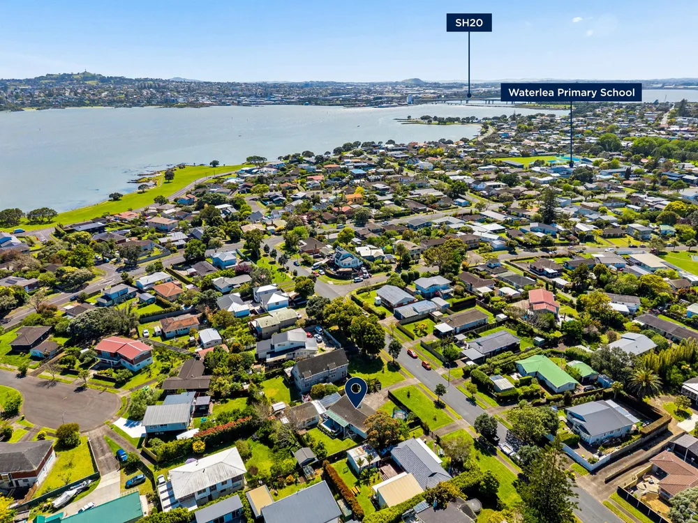Photos of 16 Ashcroft Avenue