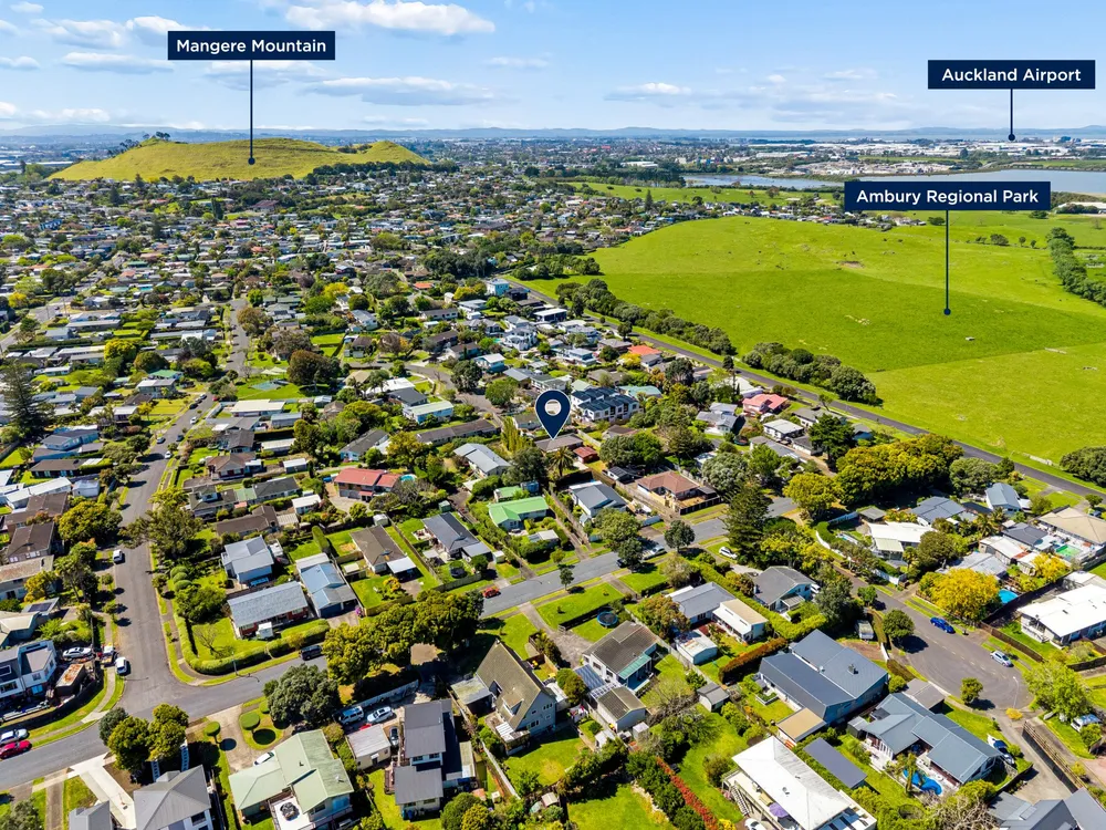 Photos of 16 Ashcroft Avenue