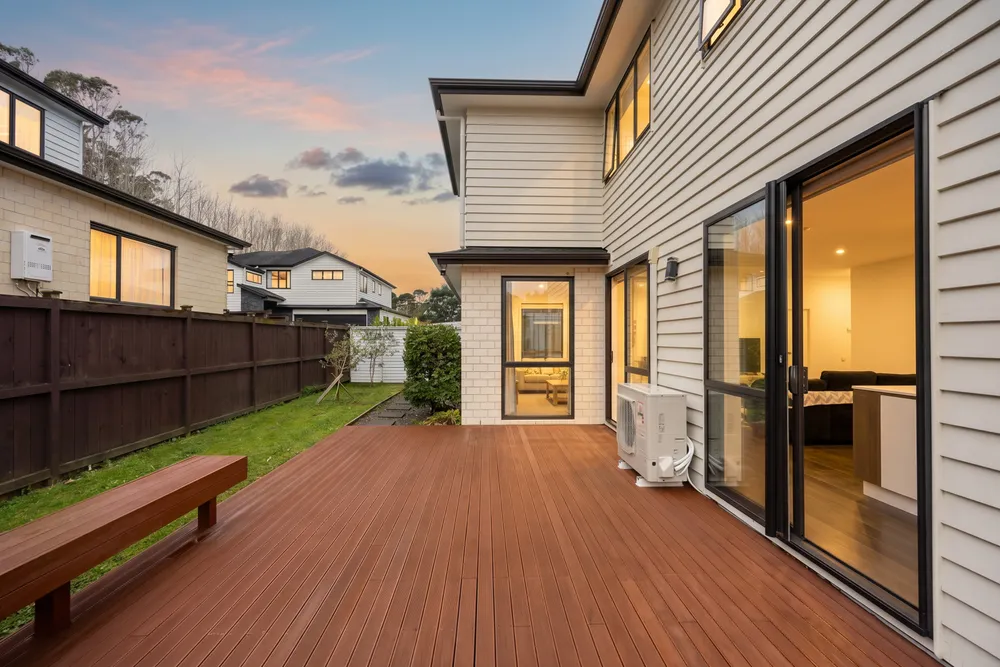 Photos of 19A Northcross Drive