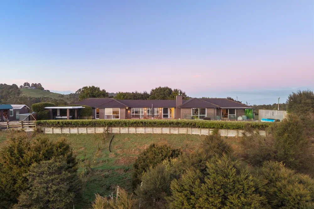 Photos of 119 Rataroa Road