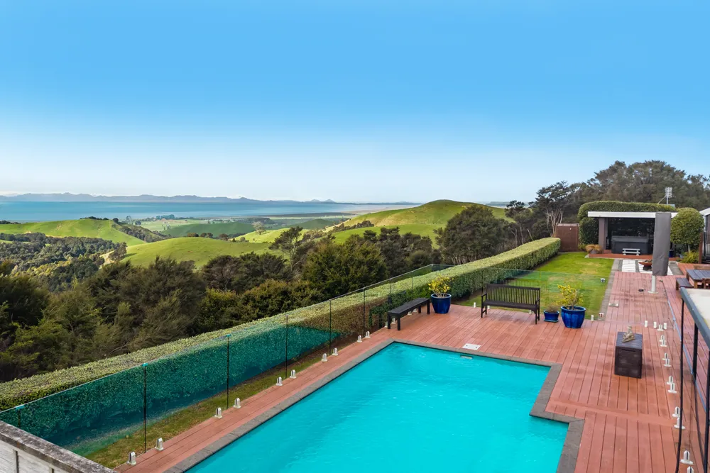 Photos of 119 Rataroa Road