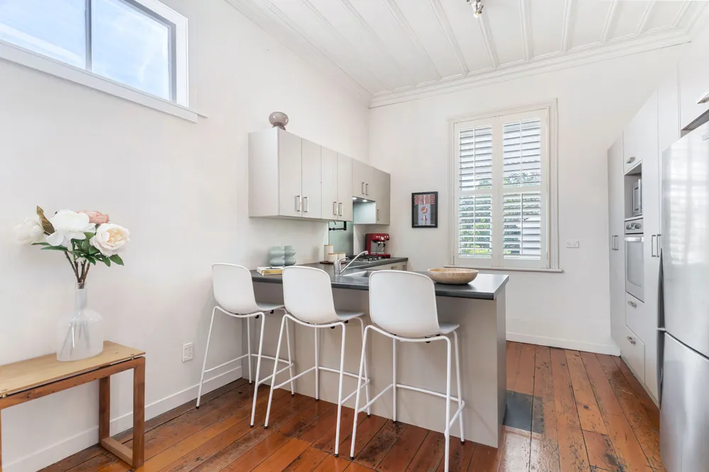 Photos of 127 John Street