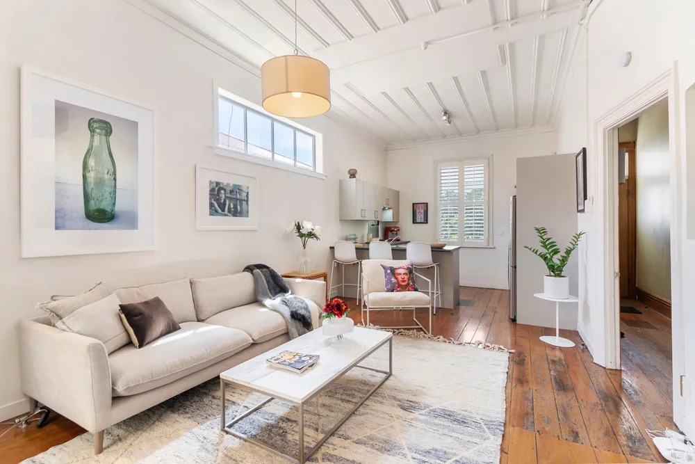 Photos of 127 John Street