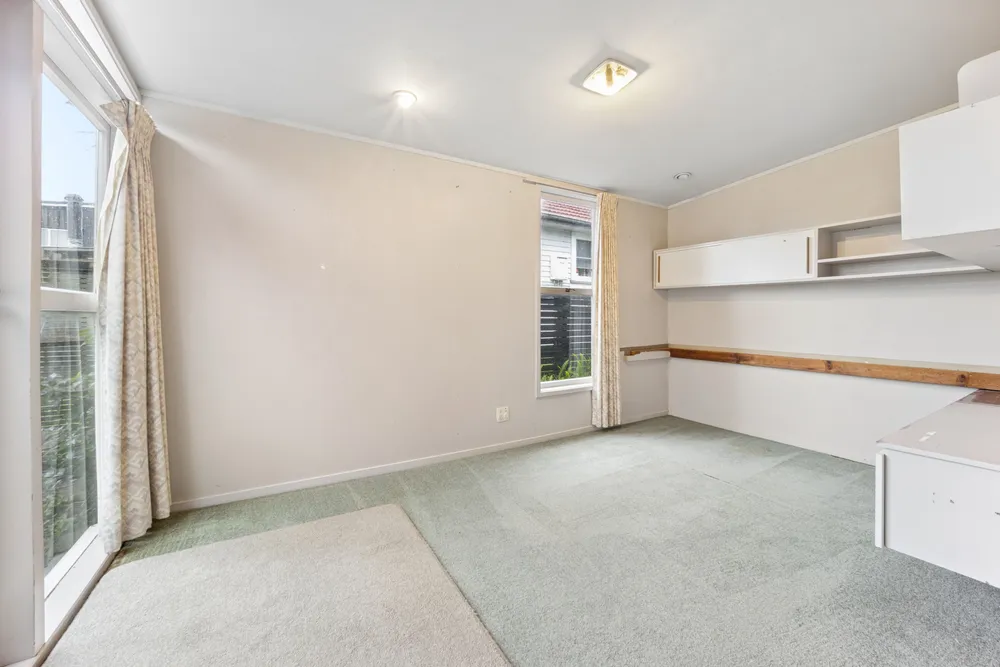 Photos of 67 Maioro Street