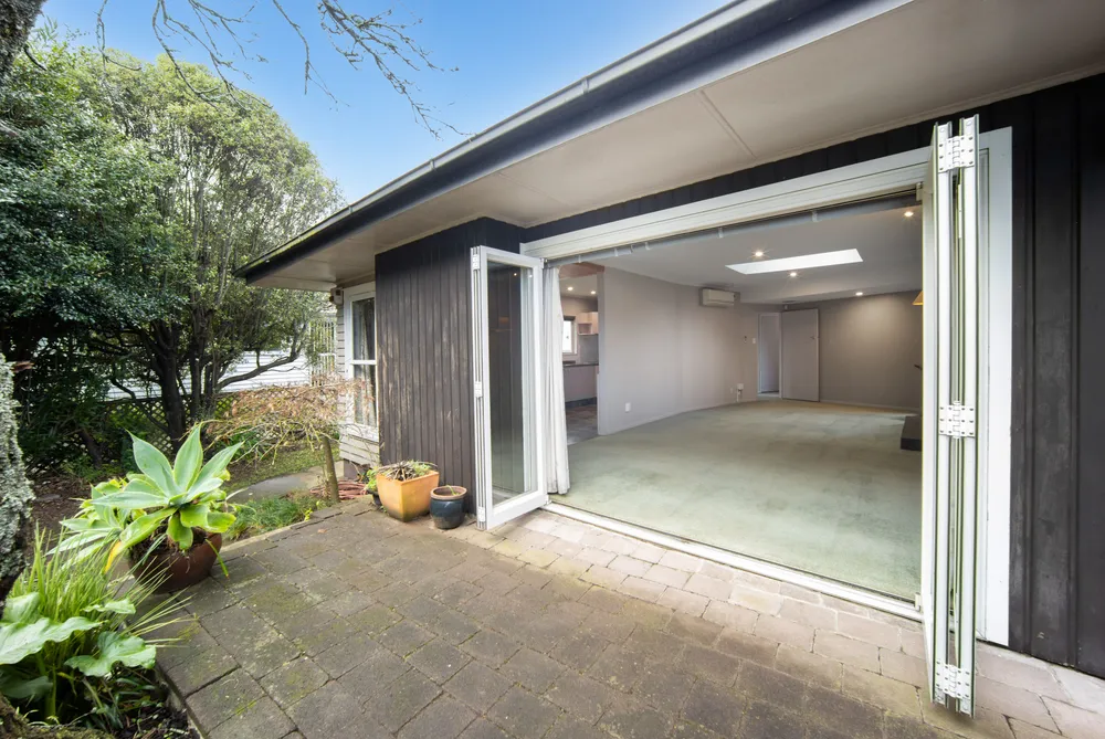 Photos of 67 Maioro Street