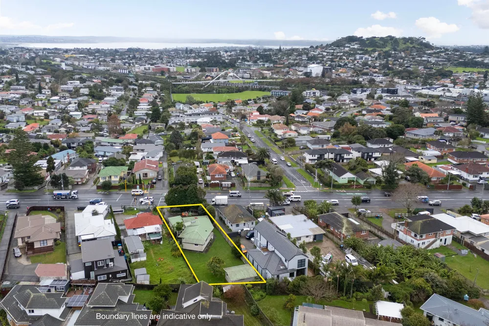 Photos of 67 Maioro Street