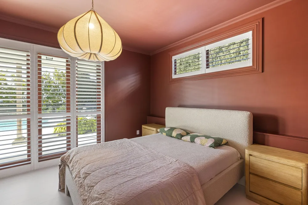 Photos of 25 Ridings Road