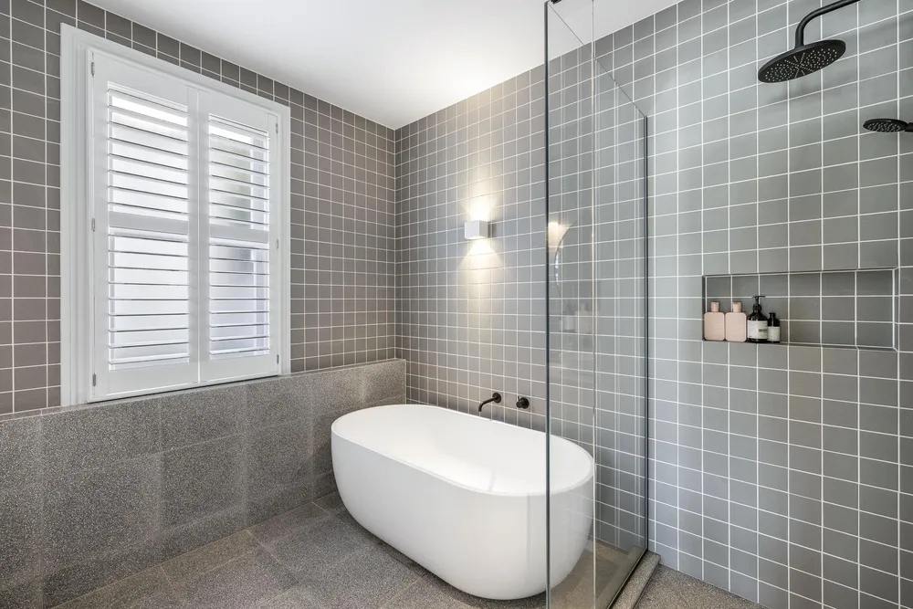 Photos of 25 Ridings Road