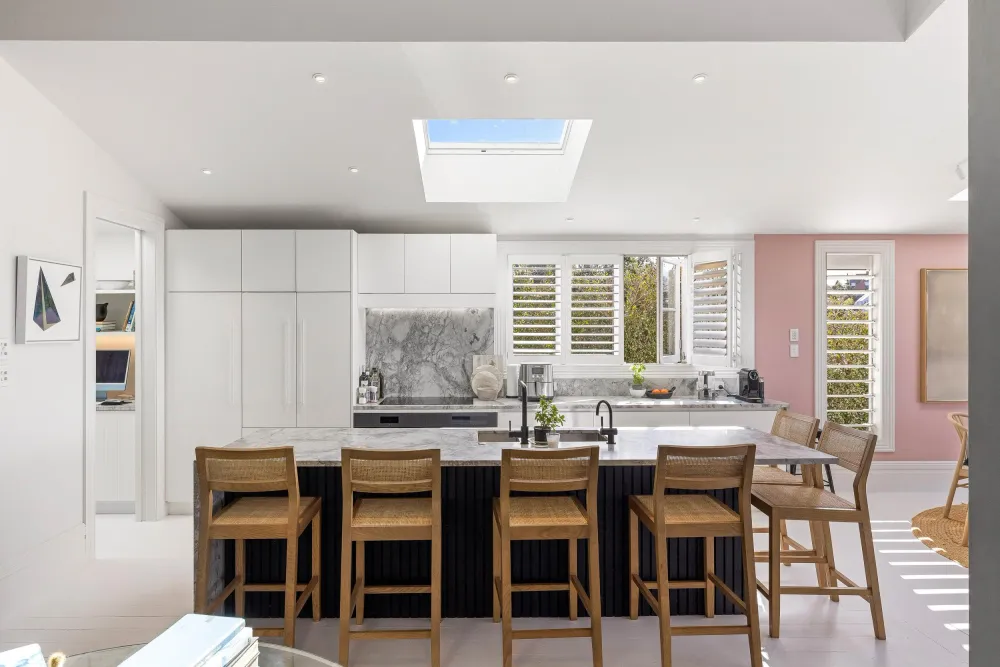 Photos of 25 Ridings Road
