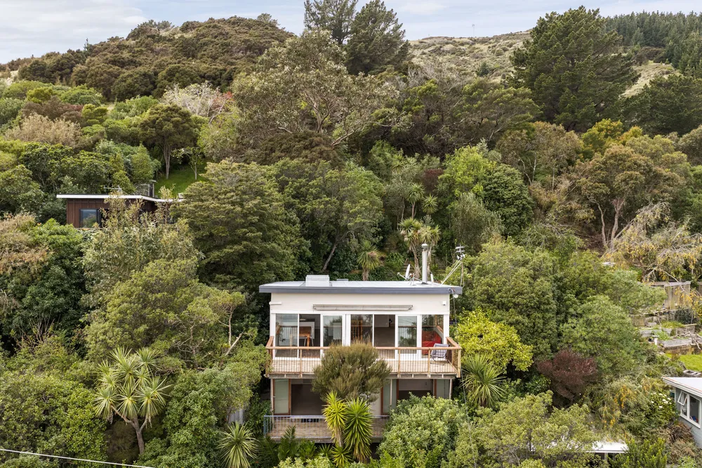 Photos of 8 Bayview Road