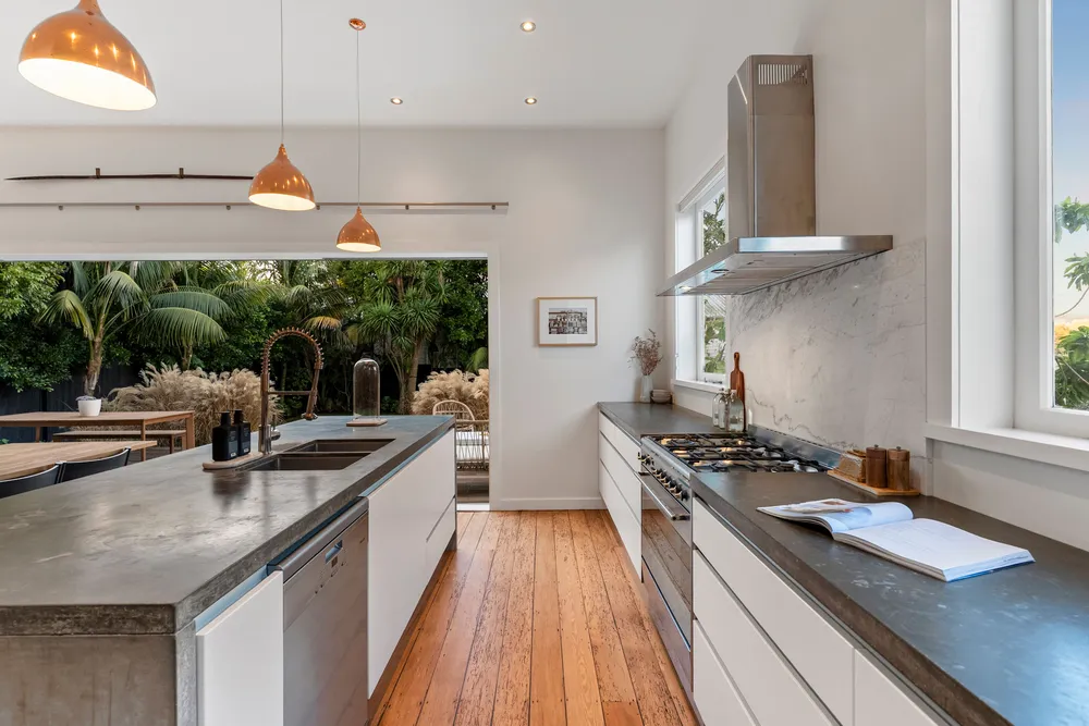 Photos of 41 Sherwood Avenue