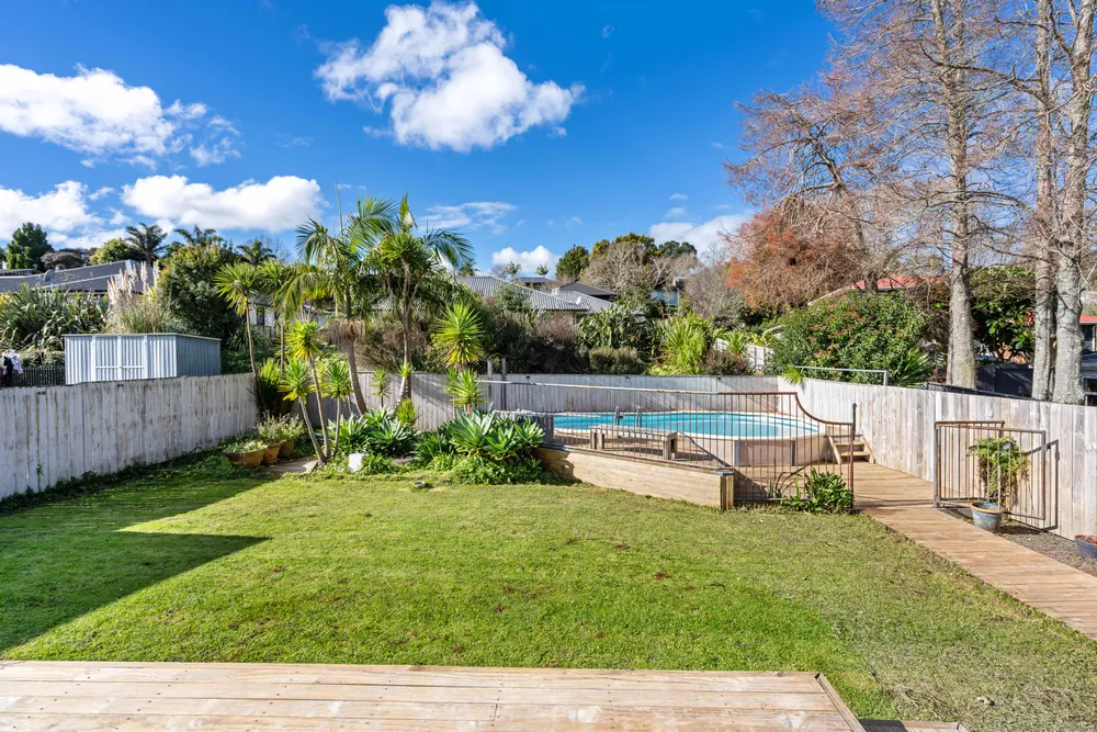 Photos of 69 Mackesy Road