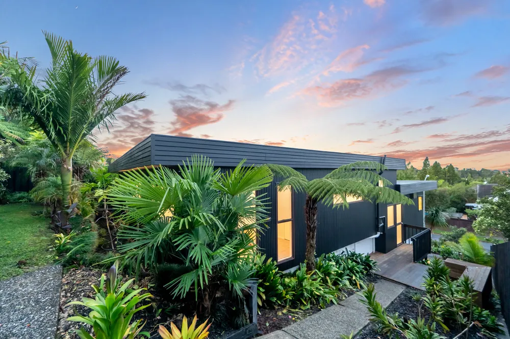 Photos of 105 Chelsea View Drive