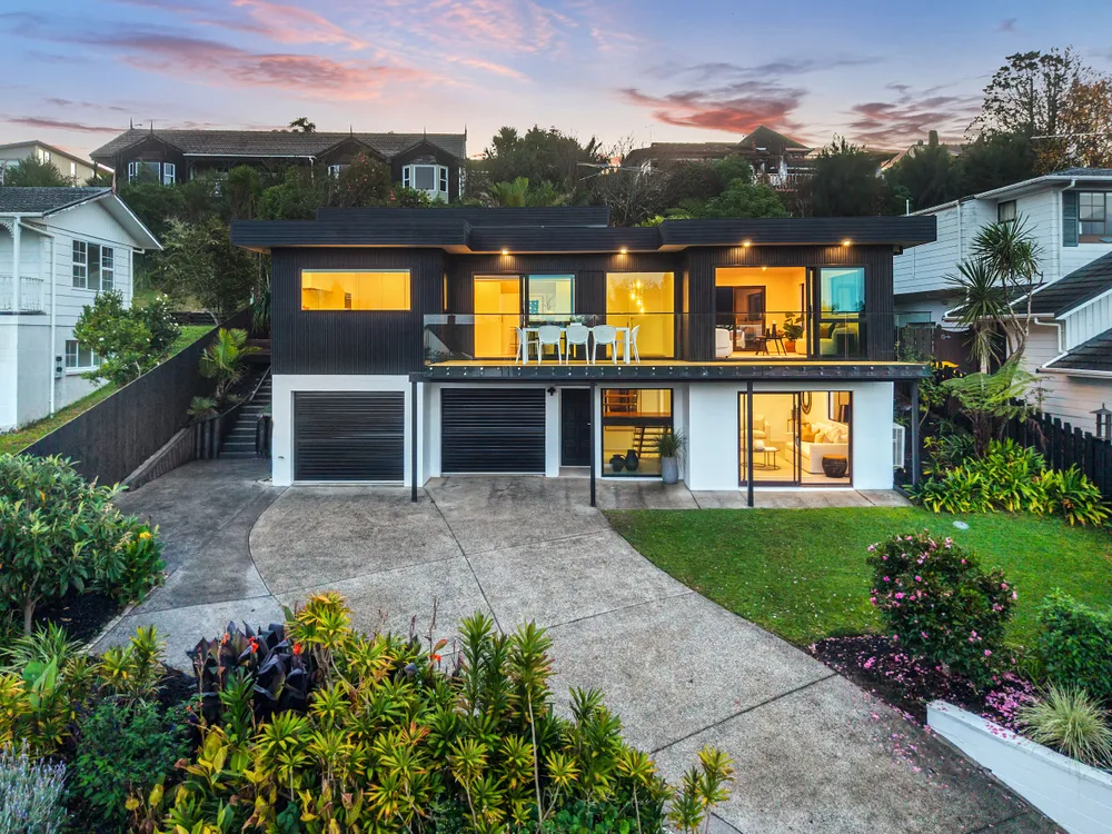 Photos of 105 Chelsea View Drive